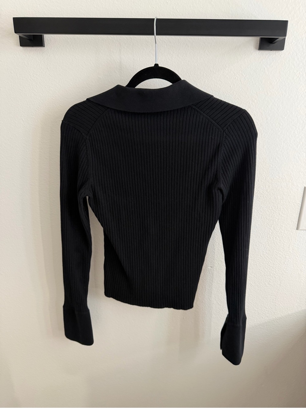 Valentina Ribbed Cardigan - Picture 3 of 4